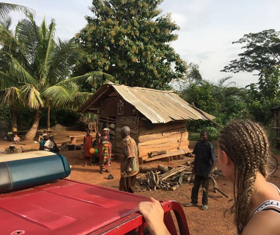Hulp in de dorpen rond Hanukkah