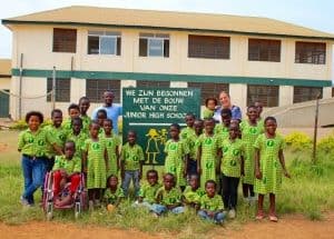 Draag je steentje bij aan de bouw van onze Junior High School