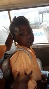 Yaw voor de eerste keer naar school