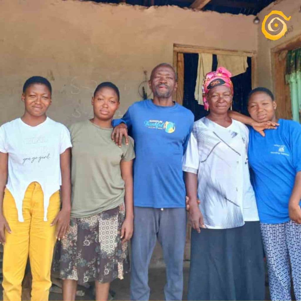 Een update over de drieling Mercedes, Dhalia en Gilda