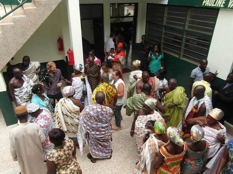 Officiële opening Circle Of Life School in Sunyani op 26 juli 2014