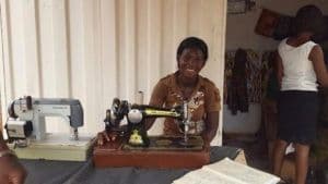 Adua kan naailessen gaan volgen