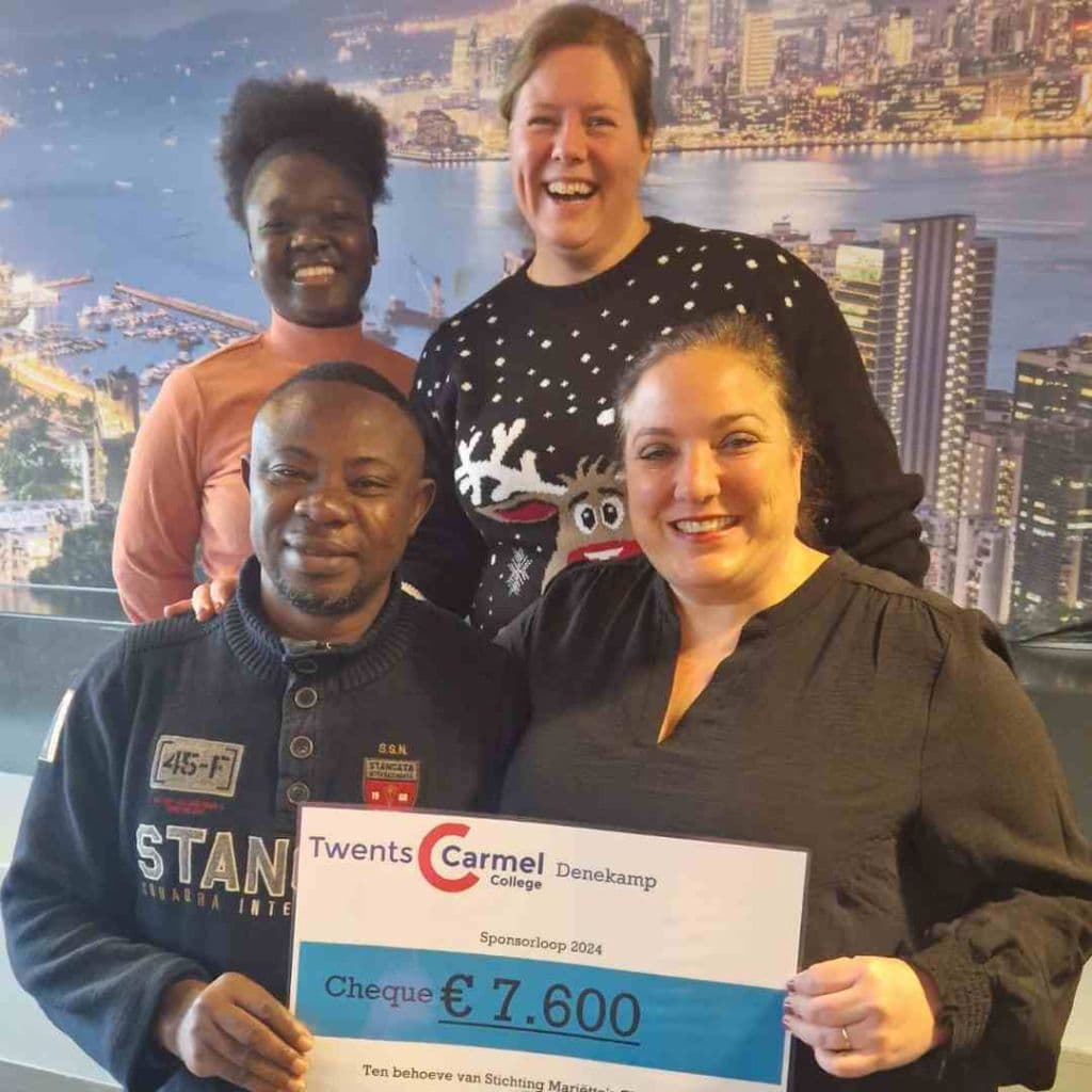 Twents Carmel College loopt voor Hanukkah: 19e editie een groot succes